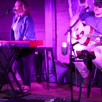 Grand Jam Duo sings Sara Evans – Suds in the Bucket at Flagstone Bar and Grill