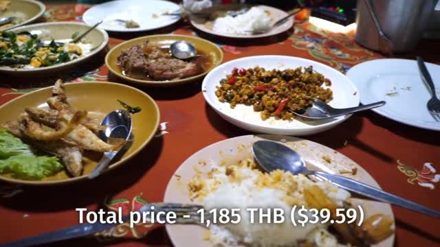 great to show the variety of southern Thailand food