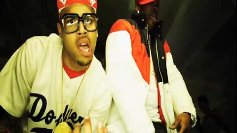 Chris Brown ft. Lil Wayne, Busta Rhymes - Look At Me Now (Official Video)