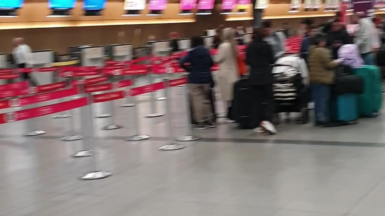 Check-In at Bogotá Airport 🛫🇨🇴