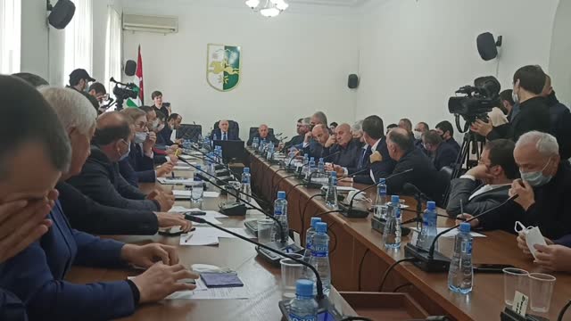 Как в Сухуми проходила сессия парламента 24.11.2021