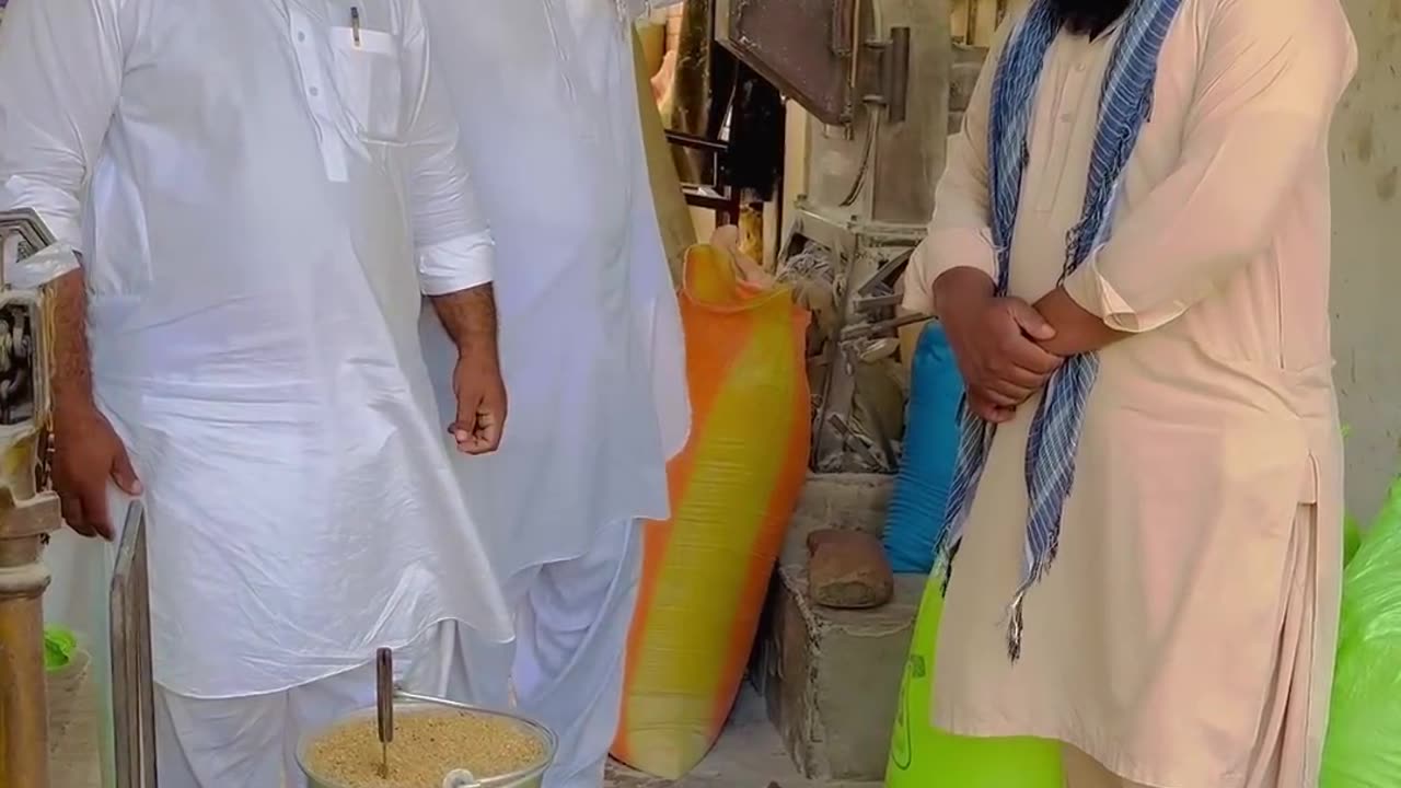 Gandum Chori Karnay Ki Aakhir Kya Waja Thi