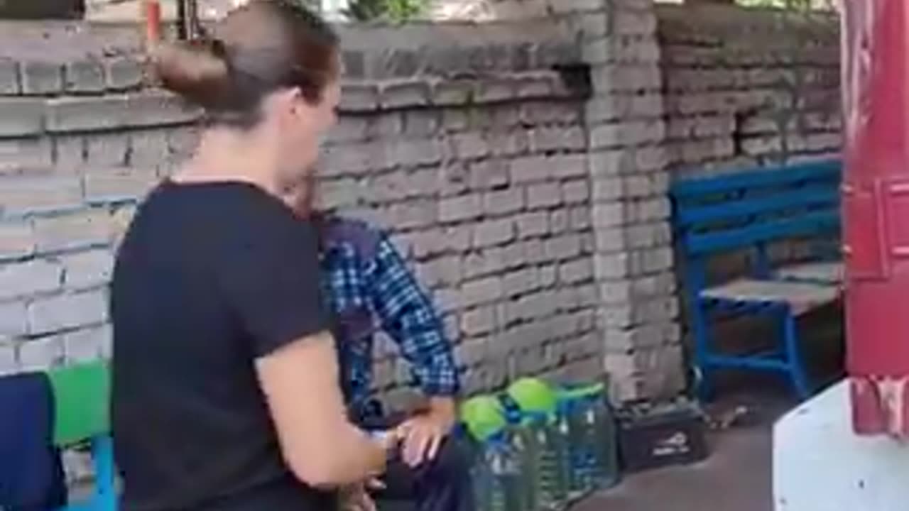 An unarmed Ukrainian soldier asked Sudzha residents if they had enough food