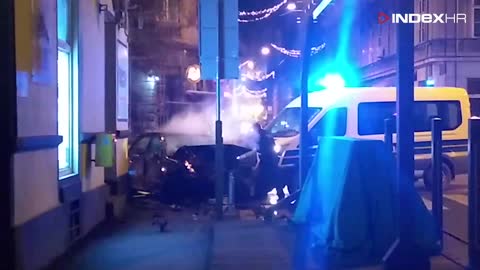 Zabio se u zid nakon potjere u centru Zagreba, policija ga okružila puškama