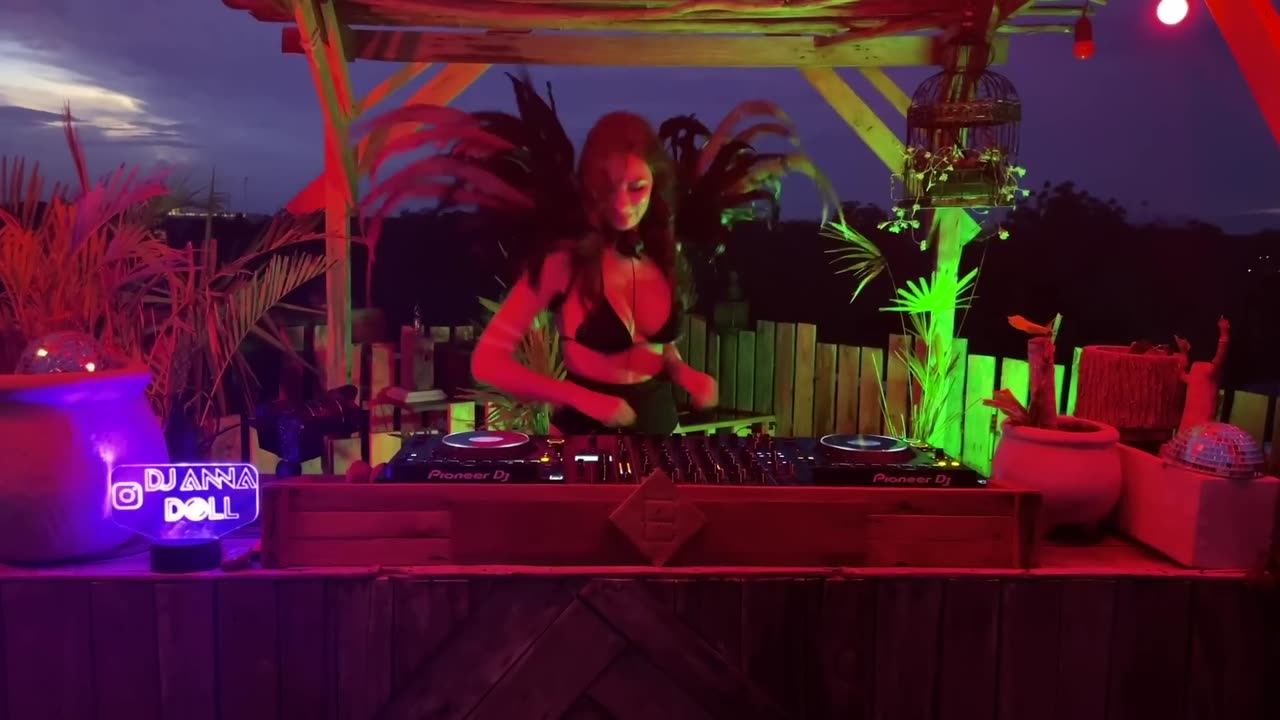 Dj Anna Doll _ Special Music & Mayan Performance