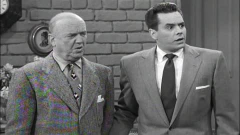 I Love Lucy Season 1 Episode 27 - The Kleptomaniac