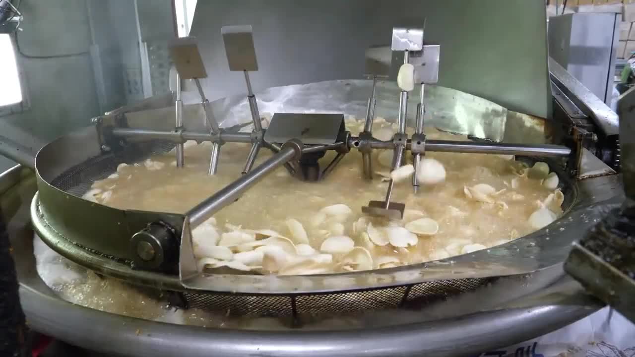 confectionery factory making korean traditional snacks