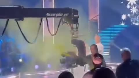 "Climate activists" entered the floor of Sweden's 'Dancing with the stars' final...