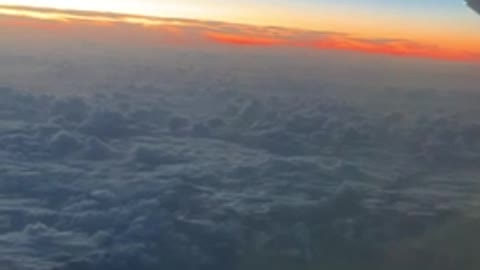 the sky seen from the plane