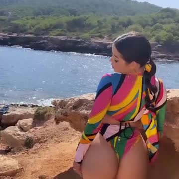 BIG BOOBS AND HUGE ASS IS JUST FABULOUS