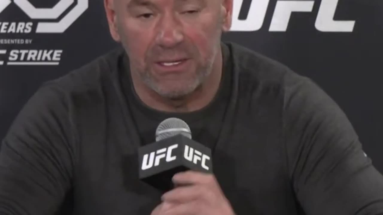 Dana White reacts to brutal Bobby Green stoppage