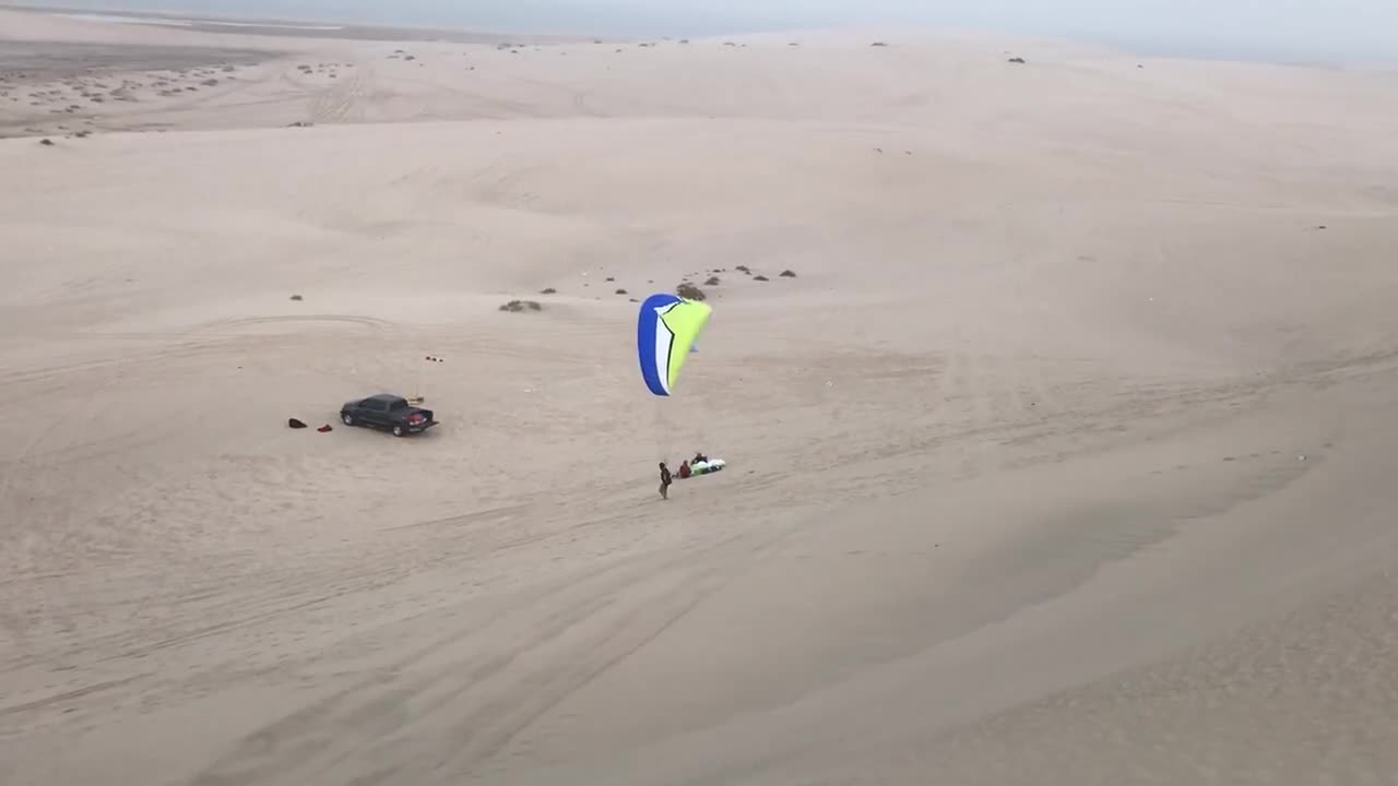 PARAGLIDING IN QATAR