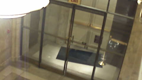 0179USCH01MemorialDoorInterior_2021-01-05_01h25min53s830ms.mp4