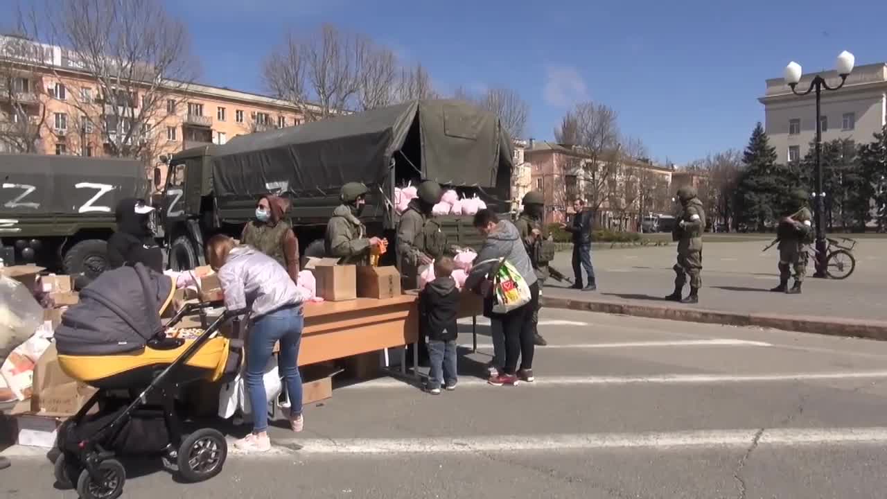 🚛Russische Soldaten übergaben der Zivilbevölkerung erneut humanitäre Hilfe