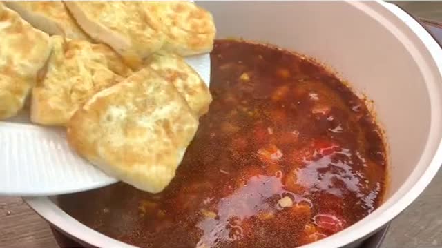 There's tofu at home. Don't mix it cold