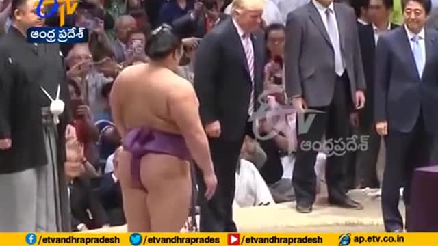 Donald Trump Present Huge Trophy to Sumo Champion