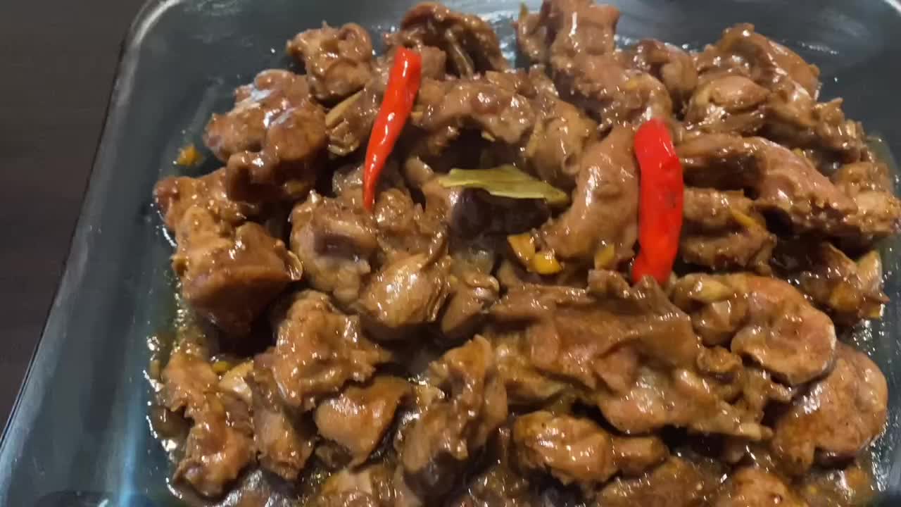 Spicy chicken gizzards