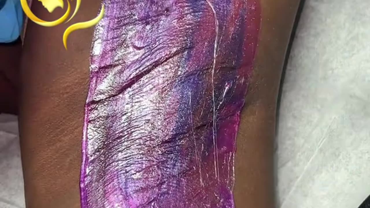 Underarm Waxing with Sexy Smooth Tickled Pink & Hypnotic Purple Seduction | @waxingqueenadventures