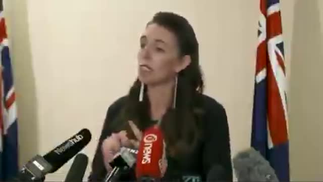 Jacinda Adern: "No jab, no job"