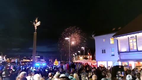 Noruega levanta todas las restricciones y sin carnet de inyección