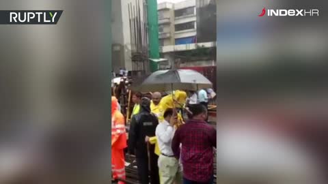 Avion se srušio u Indiji, poginulo pet ljudi