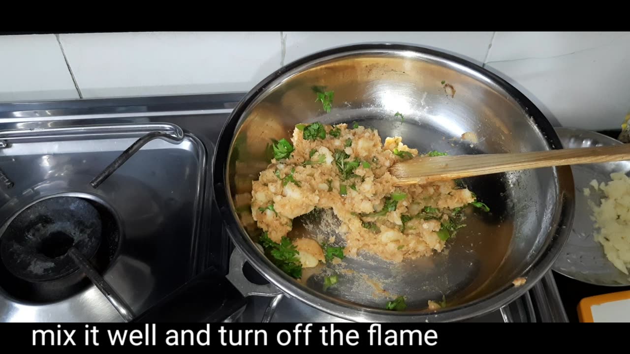 ब्रेड पकोड़ा बनाने की विधि | Bread Pakoda Recipe | stuffed bread pakora.