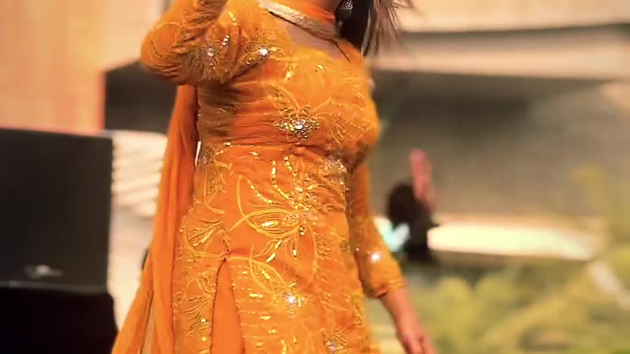 Best Punjabi 💃Dance Performance⚡ #dance 🥰#model #punjabisong #viral #shorts