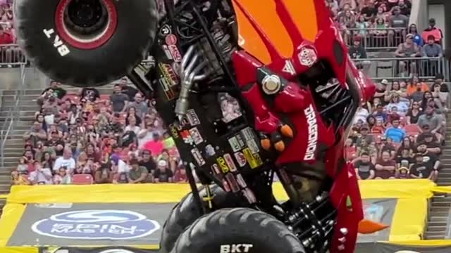 very dangerous monster truck stunts monster truck stunts#shorts #respect #viral #funny