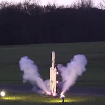 Falcon Heavy Model Rocket