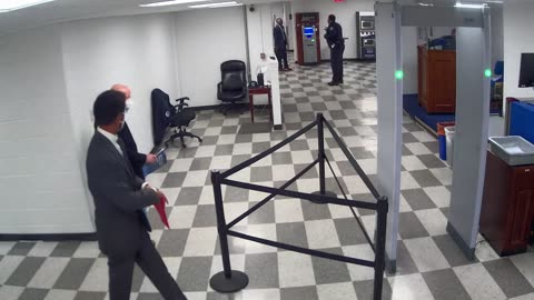 6135RHOBG3G3L8ScreeningArea8_2021-01-06_11h00min01s547ms.mp4