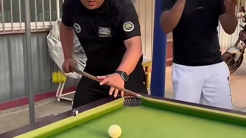 Funny video Billiards 😅