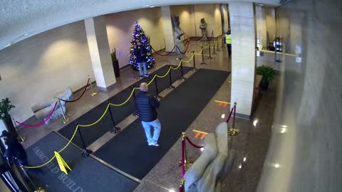 8002FCOB01MainLobby_2021-01-06_13h00min01s027ms.mp4