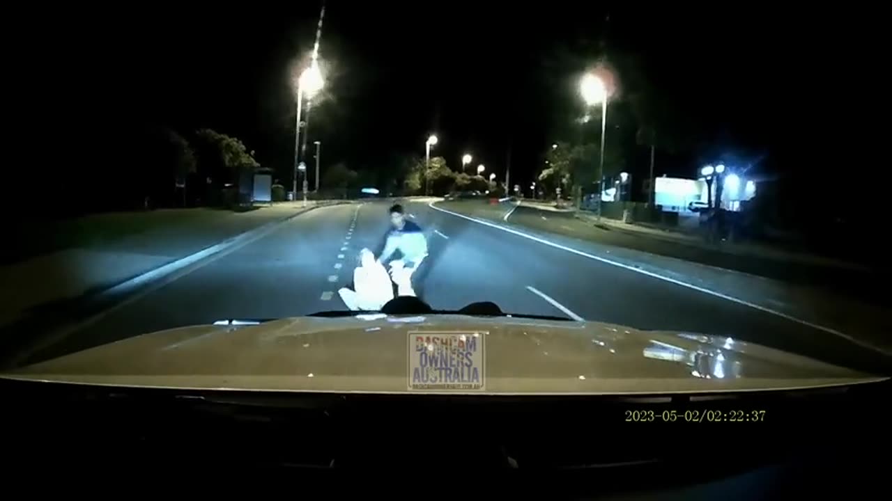 Insurance Fraud / Carjacking attempt caught on dashcam - Browns Plains QLD