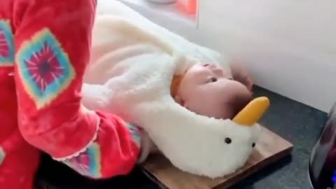 OMG 😱 cute baby 😱😘😘