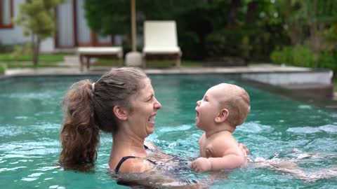 Funny Babies Swimming In The Pool - Baby Outdoor Moments