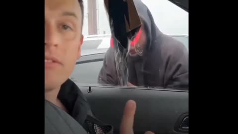 Thieving act on police car