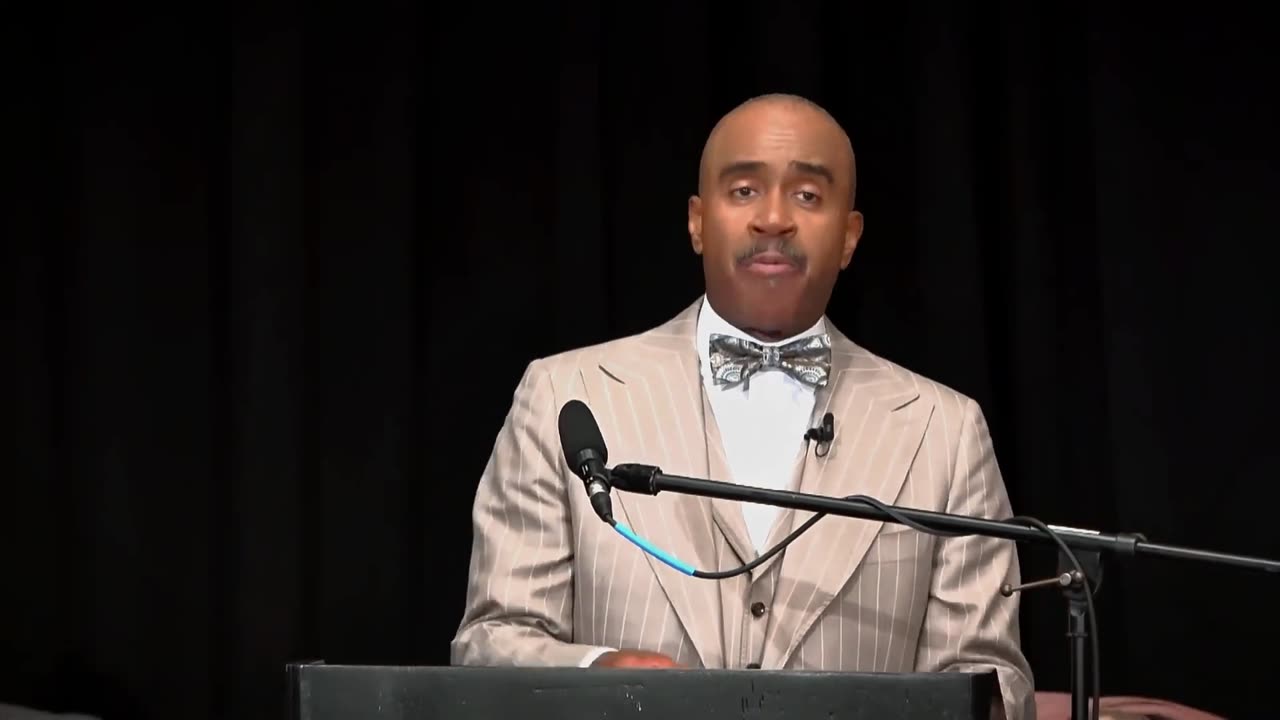 Pastor Gino Jennings: "There's Only Two Genders"