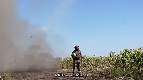 artilleros ucranianos
