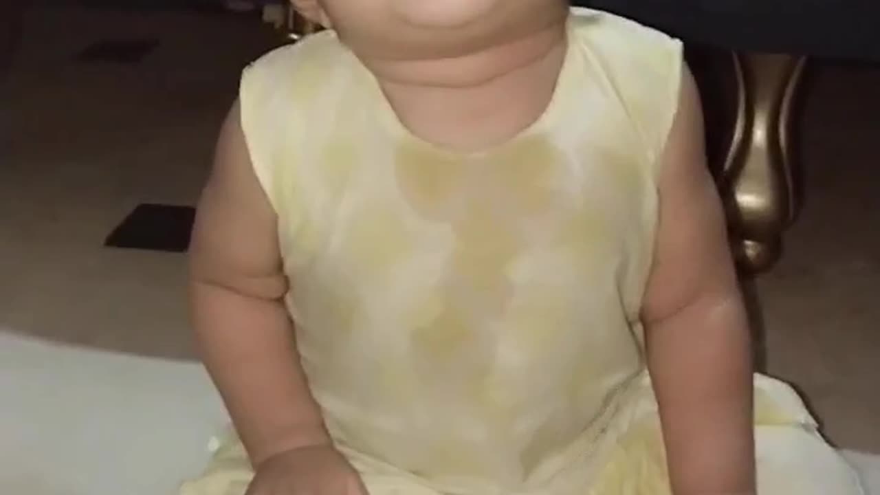 Faiqua Baby's Face Expression Video - Showing Teeth