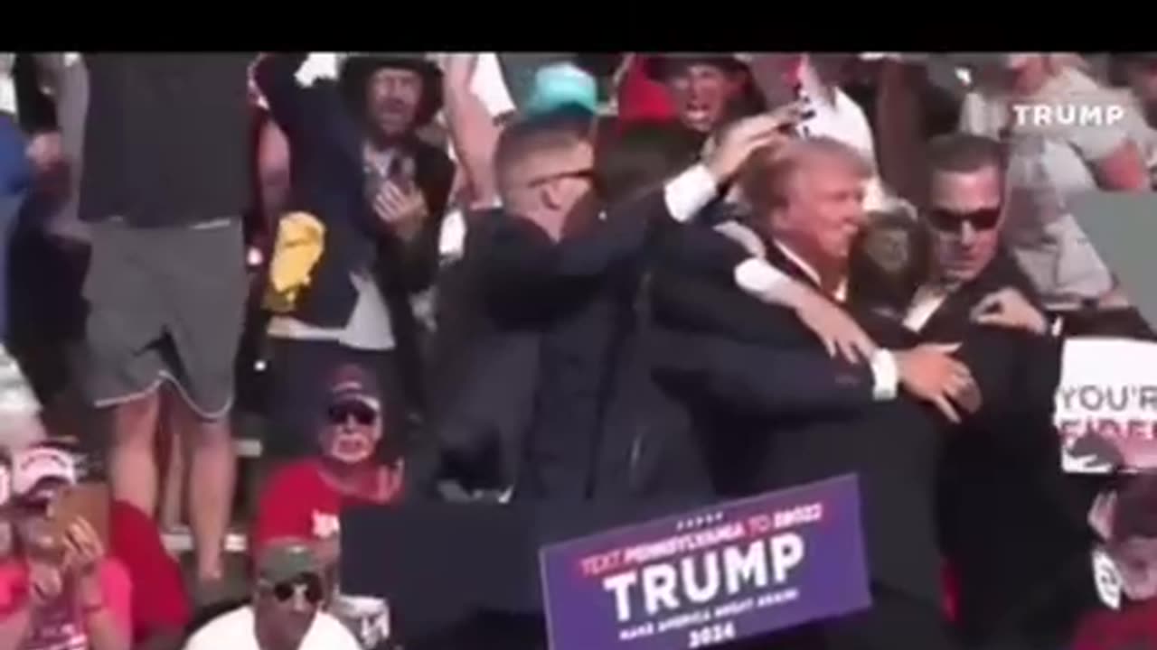 LIVE FOOTAGE of Trump rally incident in Butler, PA