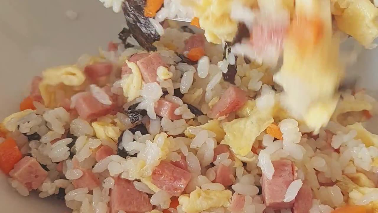 Japanese Style Fried Rice. 3 minutes cooking. Perfect Fried Rice Recipe 🍚 🔥 #friedrice #cooking #how