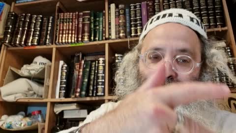 אמר לעדים כתבו וחתמו והבו ליה קנו מיניה לא צריך אימלוכי ביה לא קנו מיניה- שיר נ נח מסכת כתובות דף נה