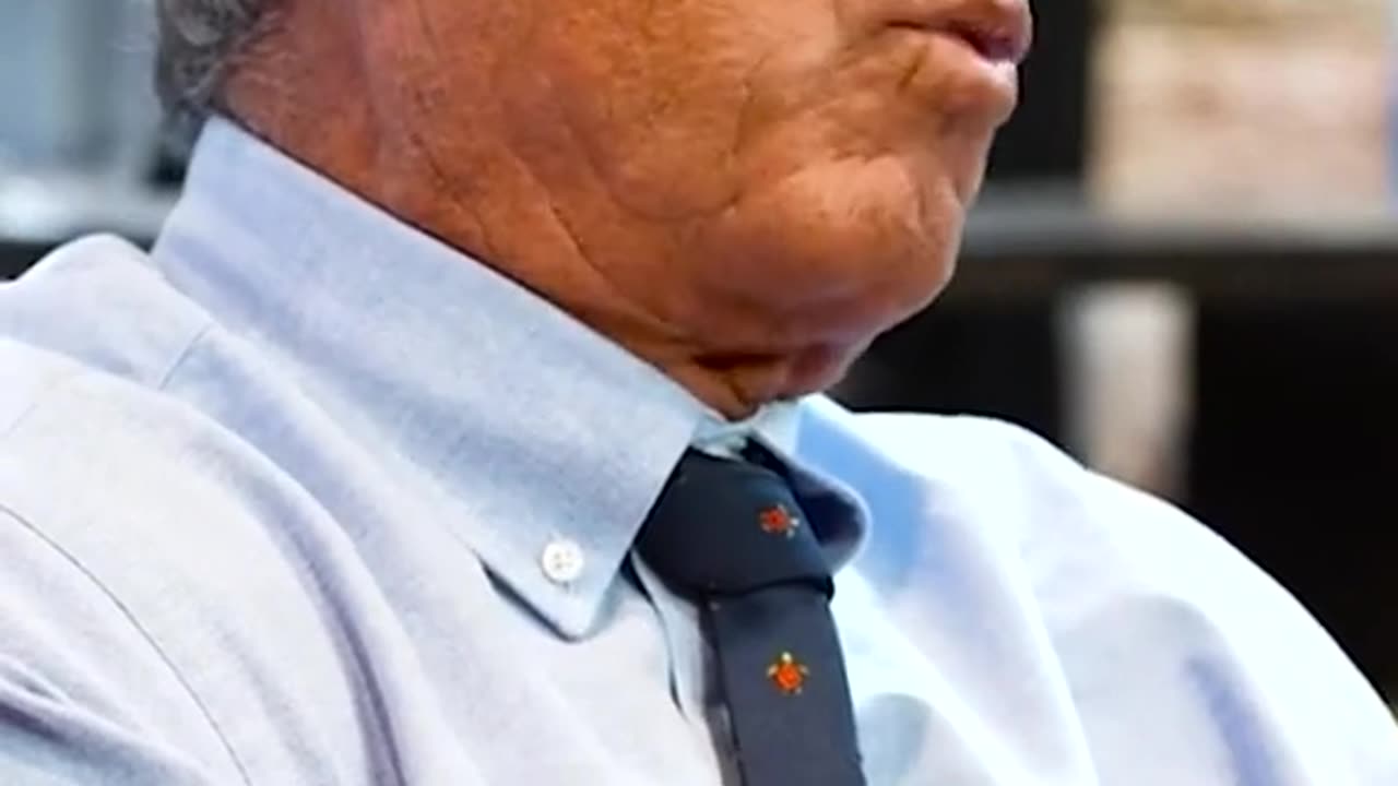 RFK Jr | [HRC] Walz & Harris Want You Silenced (At the least 🪦)