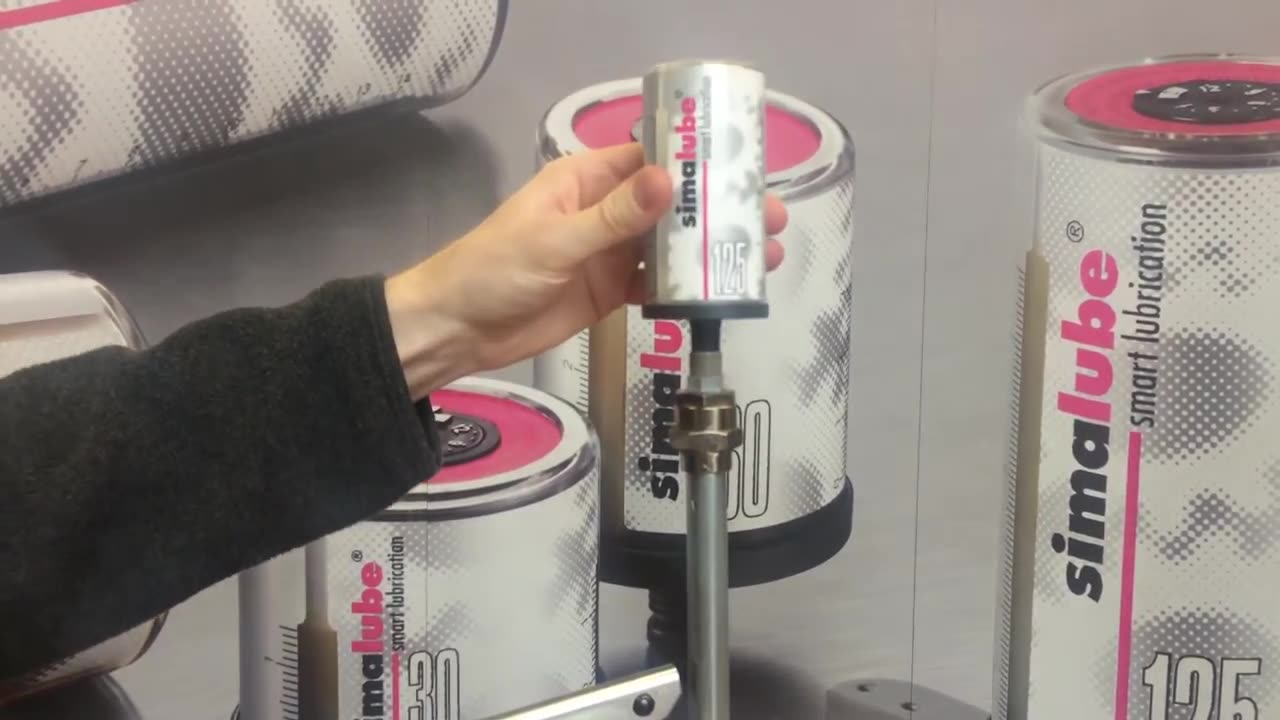 How to Fill an empty Simatec Simalube Lubricator with Grease