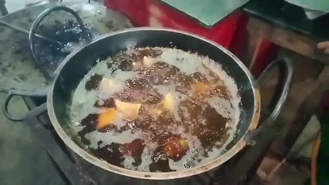 এই ভিডিও তে দেখানো হয়েছে কিভাবে সিঙ্গারা বানানোহয় How to make singara How to cook singara2021#bahi