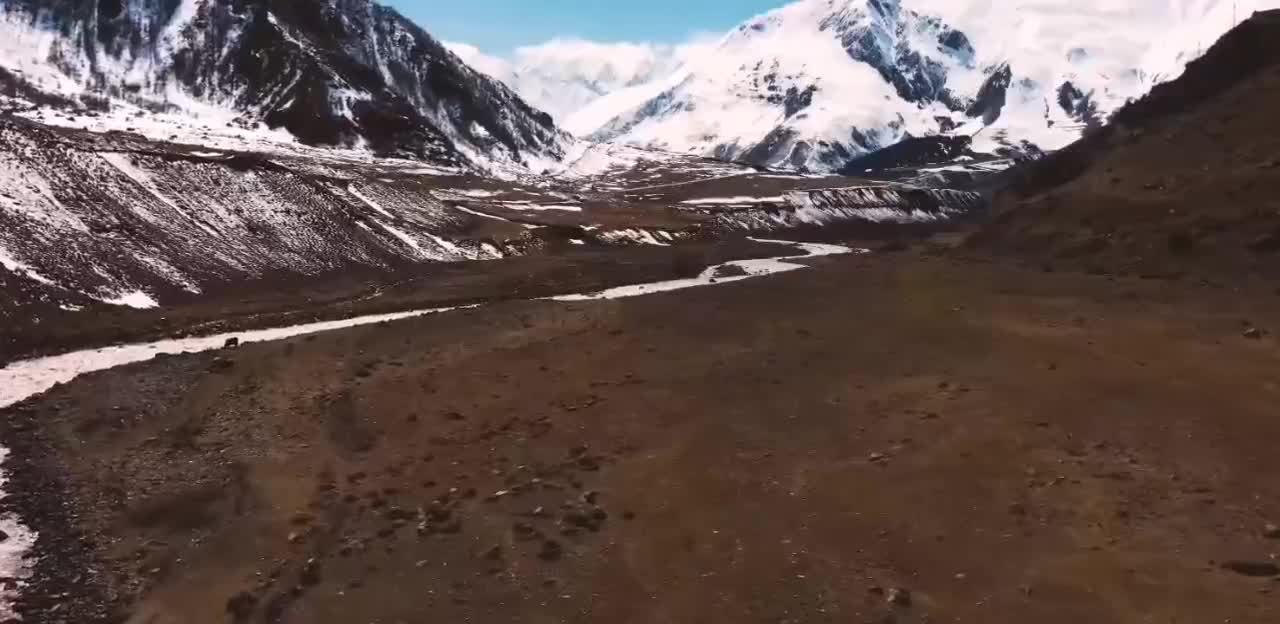 peaceful snow mountain