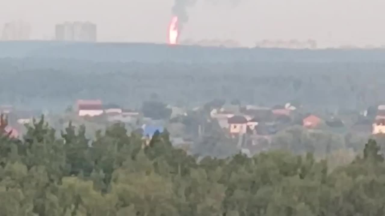 🔥💥 In Lyubertsy, Moscow region, our drones hit an oil refinery!