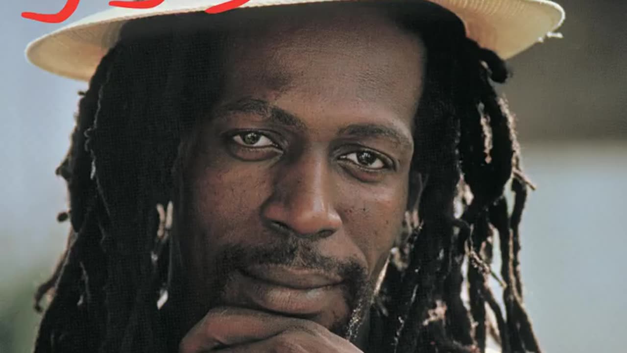 Gregory Isaacs - Cool Down The Pace