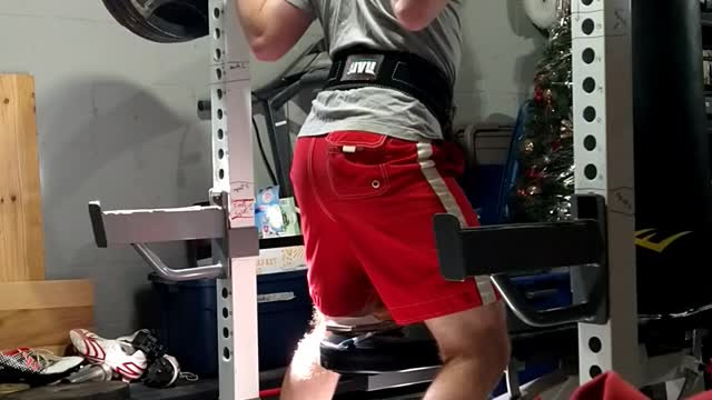 365 squat x 1 repetition