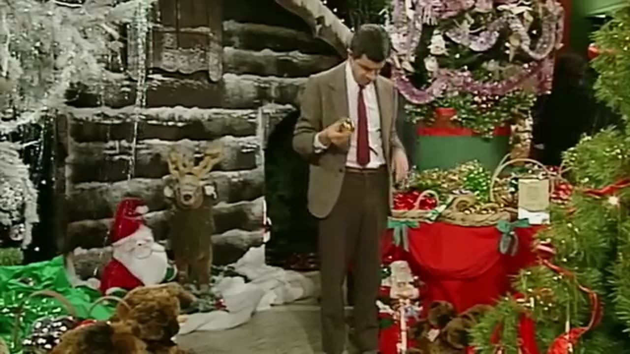 Mr Bean's Turkey Disaster! | Mr Bean Live Action | Funny Clips | Mr Bean